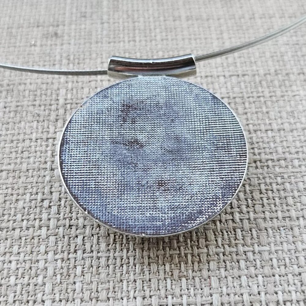Vintage Necklace Silver Tone Wired Round Pendant Fashion Necklace Jewelry - Picture 10 of 11